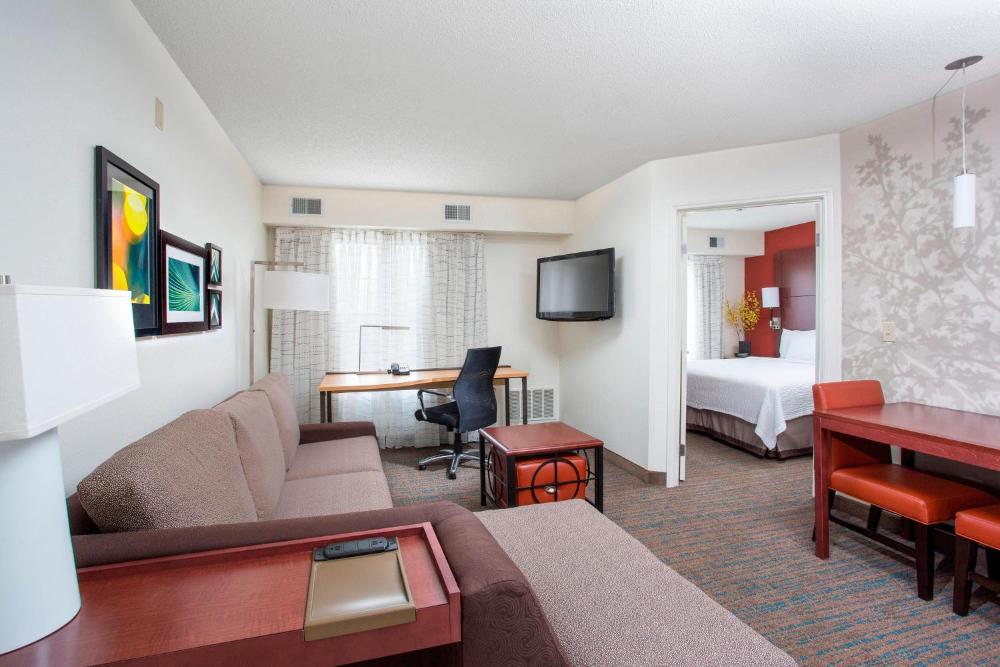 One-Bedroom King Suite interior